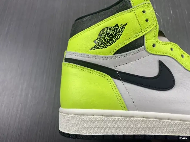 Bmlin shoes 1 Air Jordan OG High 555088-702 Volt 0607